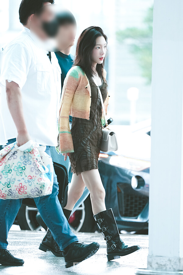 태연,인천국제공항출국