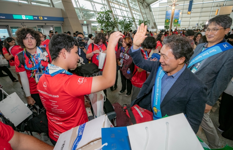 인천공항공사, 출국 잼버리 대원 환송