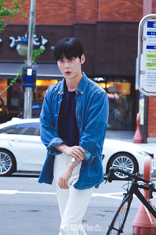 황민현,'소용없어거짓말'촬영종료쫑파티