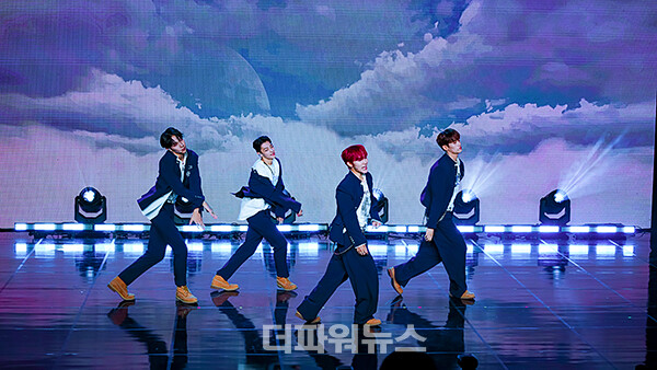 티아이오티(TIOT),프리데뷔앨범쇼케이스