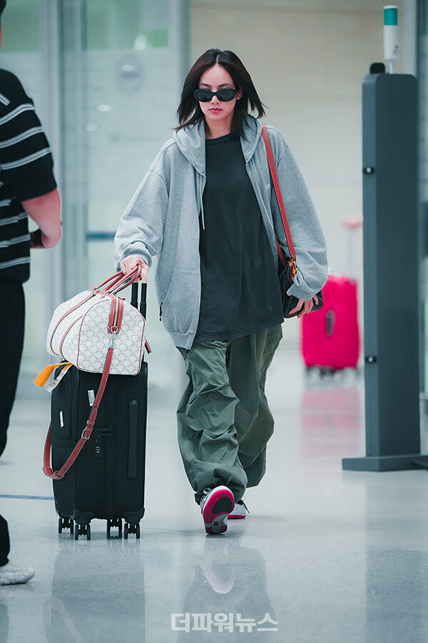 블랙핑크리사,인천국제공항입국