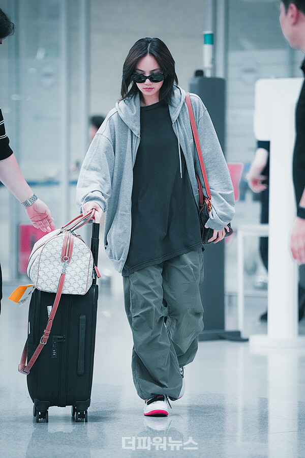 블랙핑크리사,인천국제공항입국