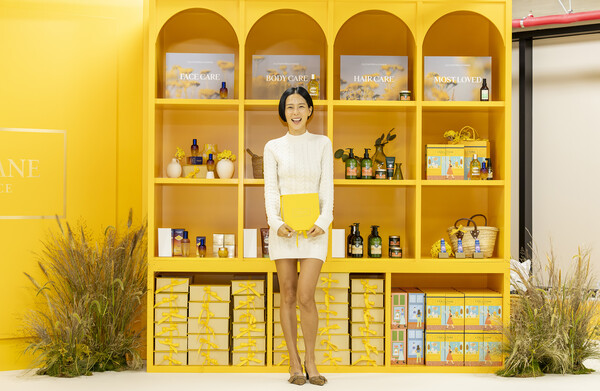 ‘록시땅 에스파스’ 팝업스토어 방문한 방송인 김나영