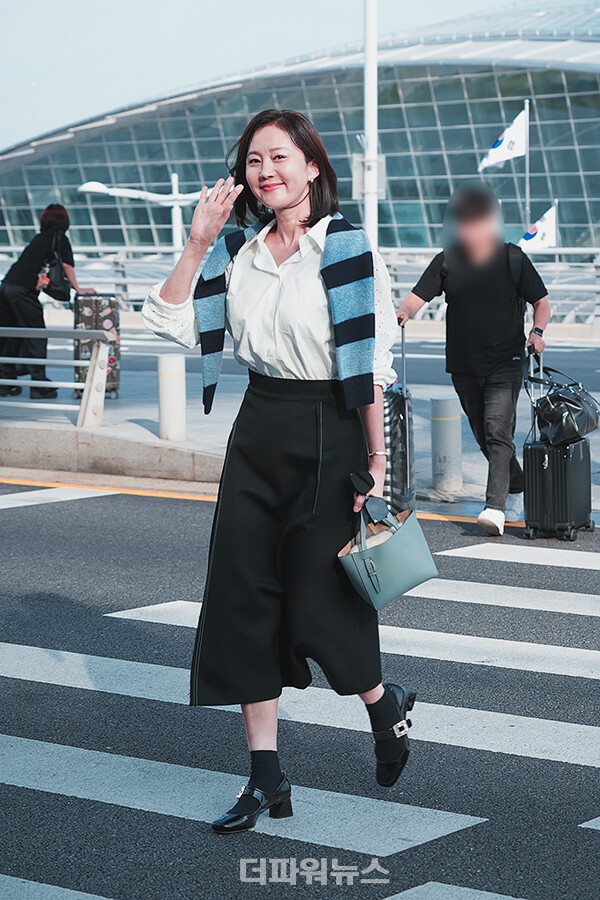 염정아,인천국제공항출국