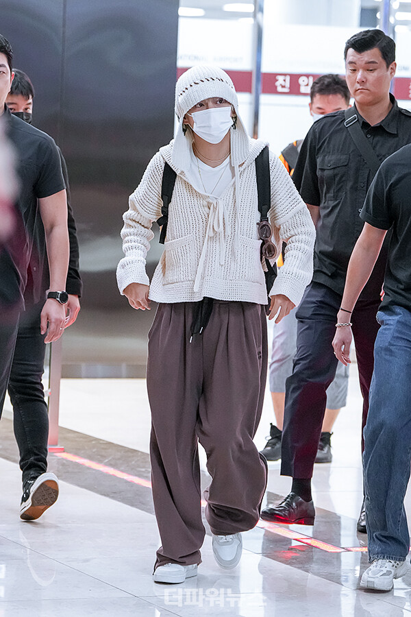 방탄소년단뷔,김포국제공항입국