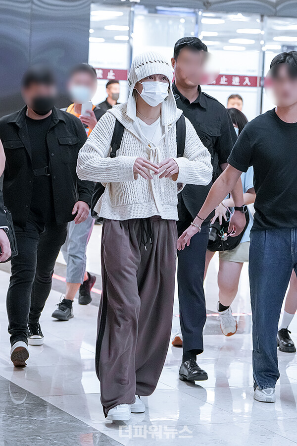 방탄소년단뷔,김포국제공항입국