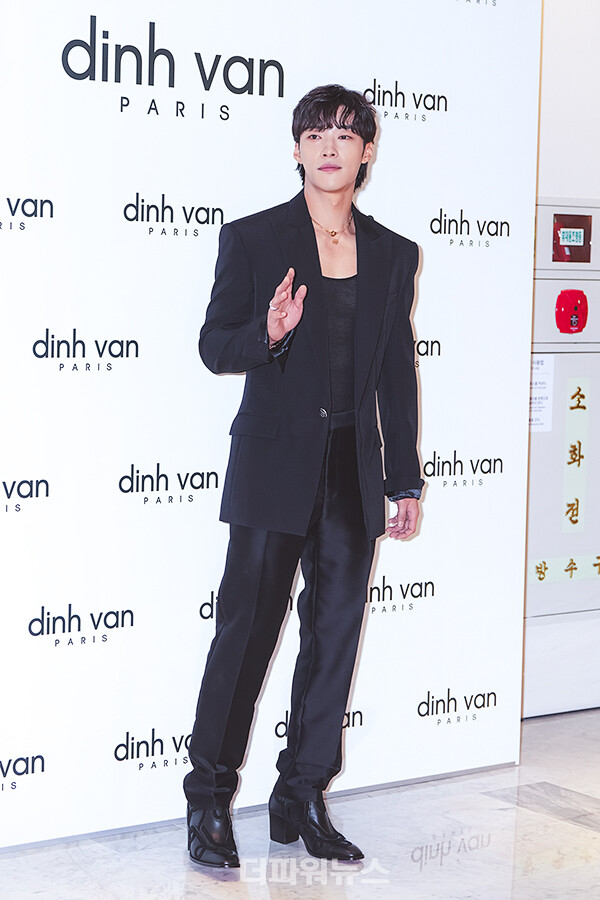 우도환,포토월행사