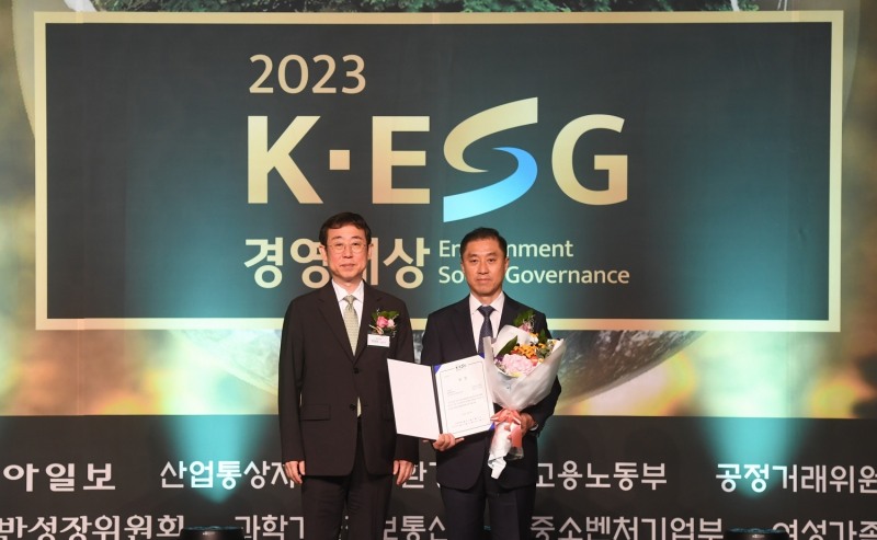 [IT이슈] 유준원 상상인 대표, ‘2023 K-ESG 경영대상’ 2년 연속 수상 外