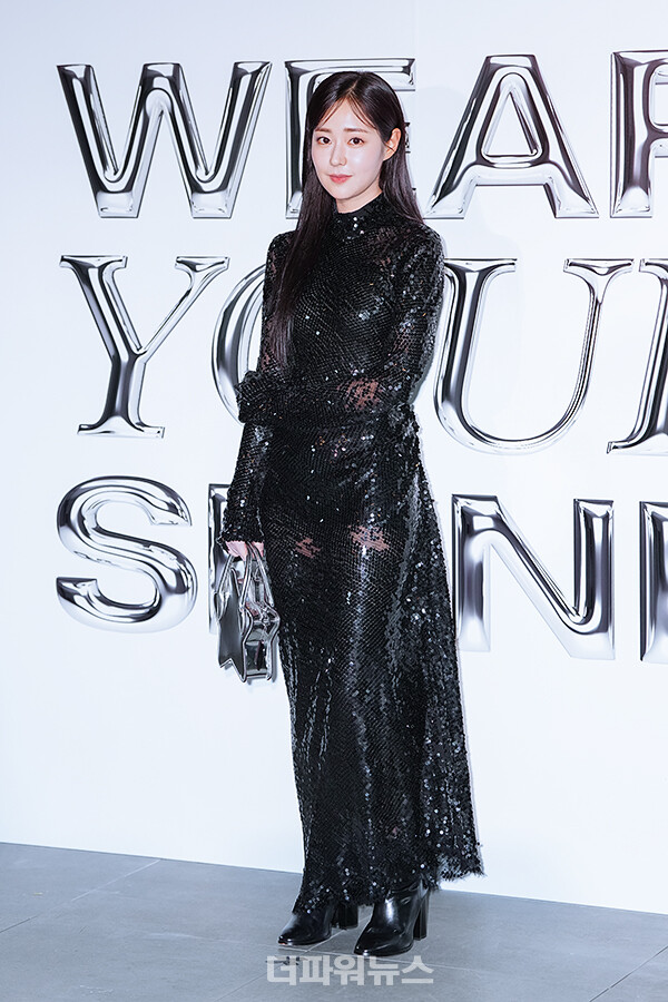 신슬기,포토월행사