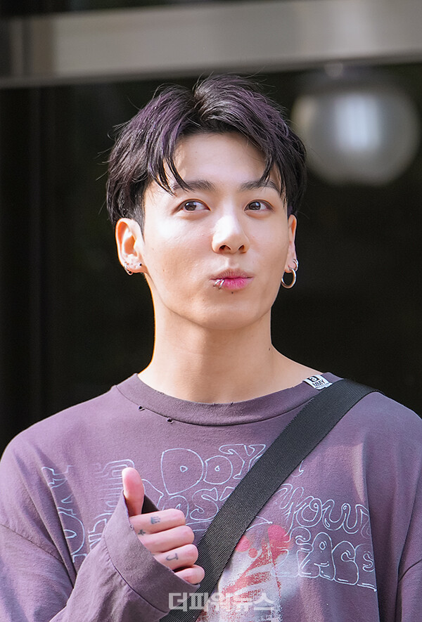 방탄소년단정국,뮤직뱅크퇴근길