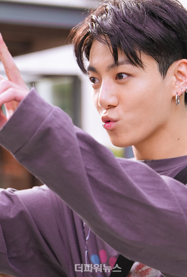 방탄소년단정국,뮤직뱅크퇴근길