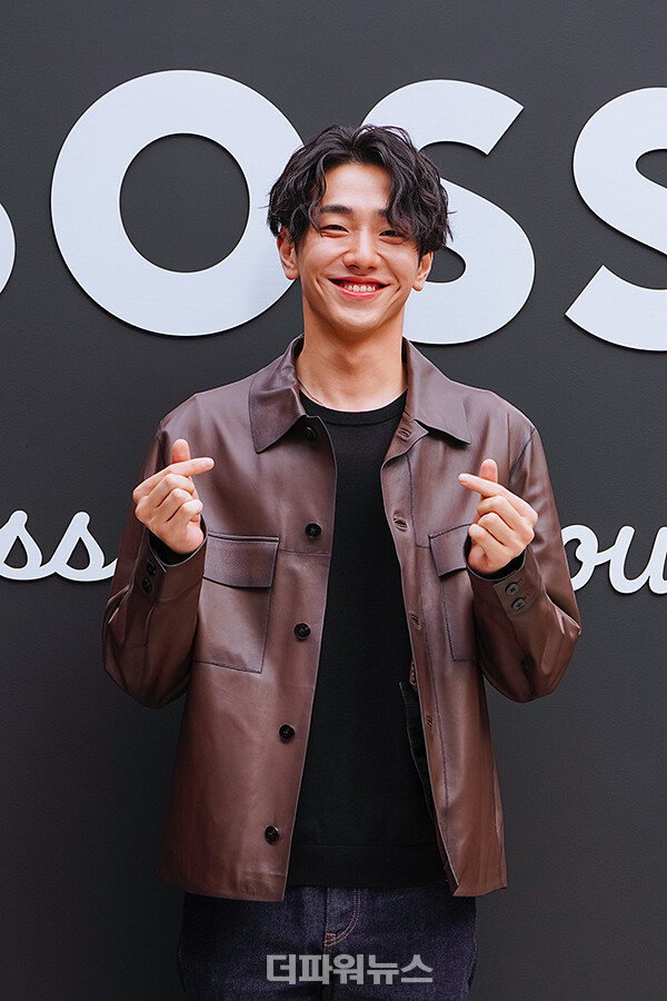 남윤수,포토월행사