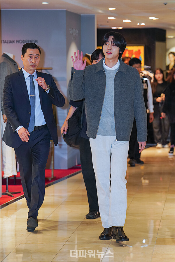 안효섭,팬사인회현장