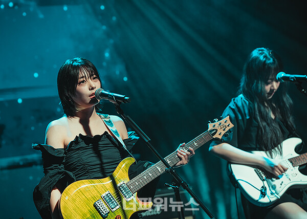 큐더블유이알,싱글1집쇼케이스