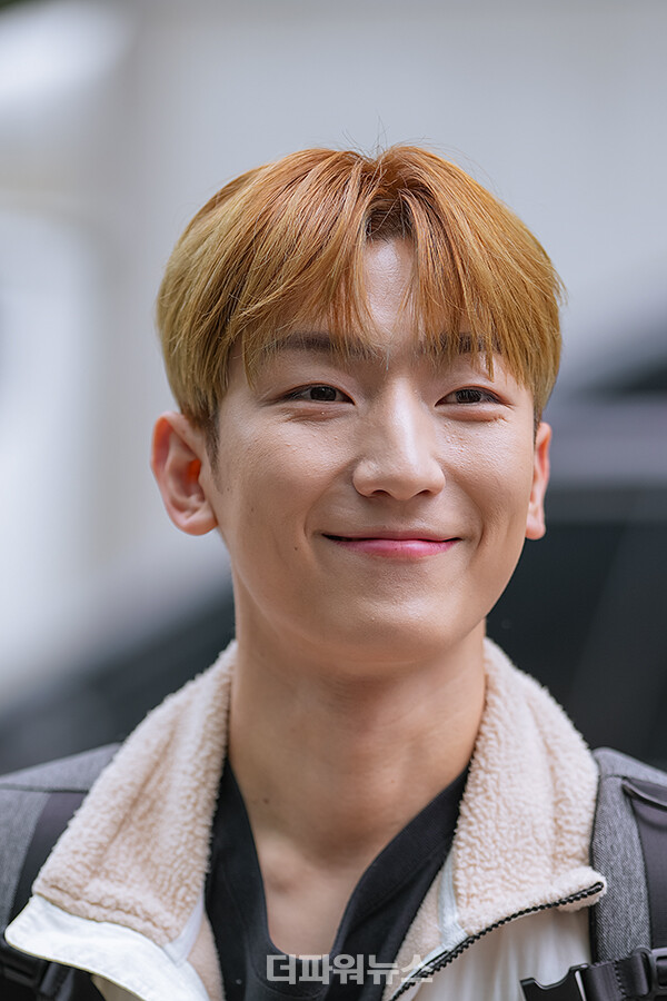 멜로망스정동환,방송국출근길