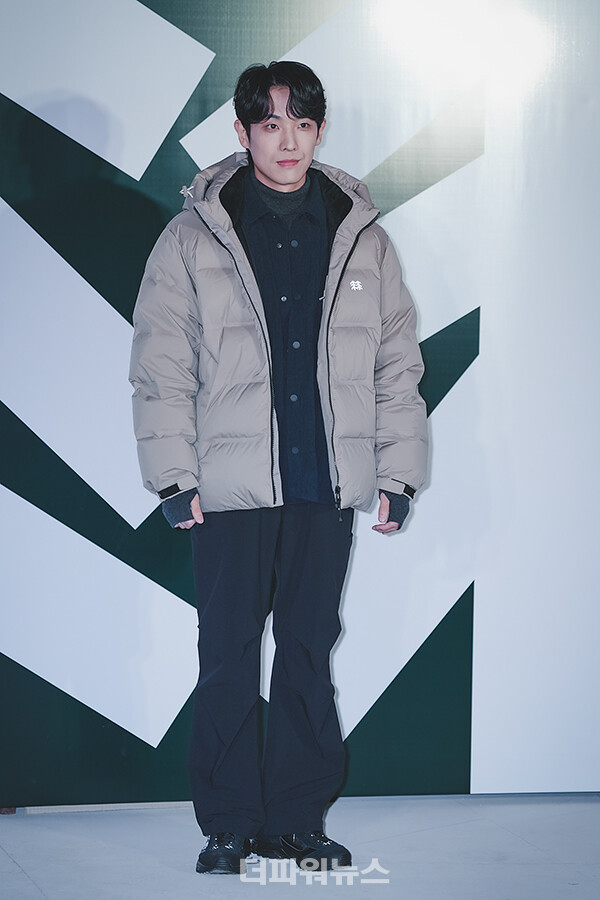 이준,포토월행사