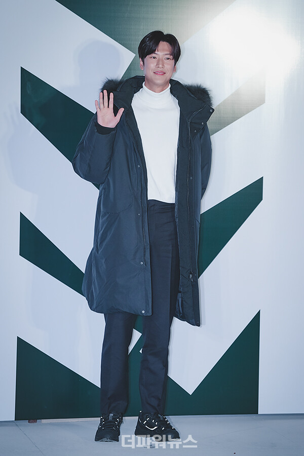 나인우,포토월행사