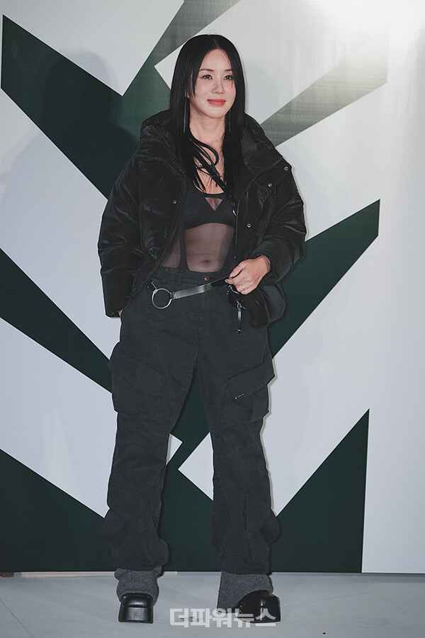 엄정화,포토월행사