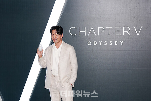 이진욱,포토월행사