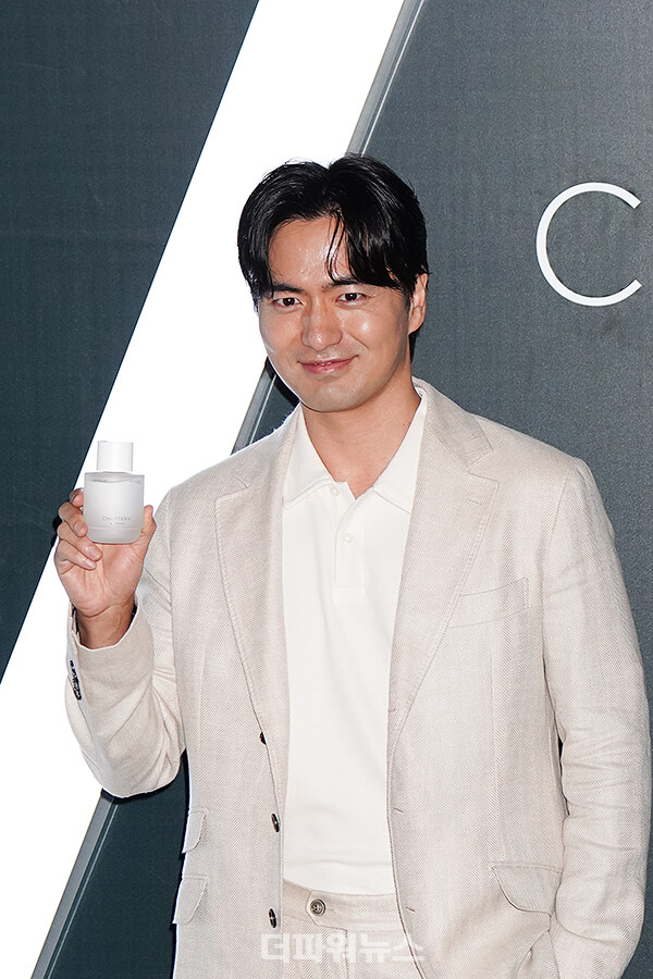 이진욱,포토월행사