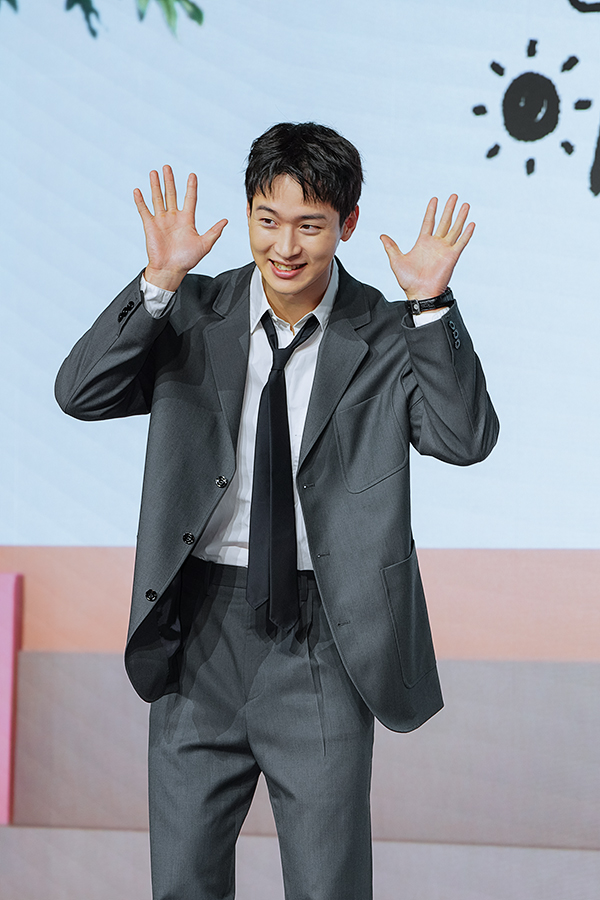 장동윤,'정신병동에도아침이와요'제작발표회