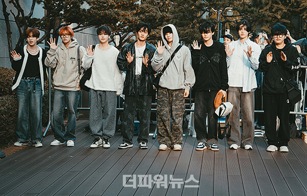 크래비티,뮤직뱅크출근길