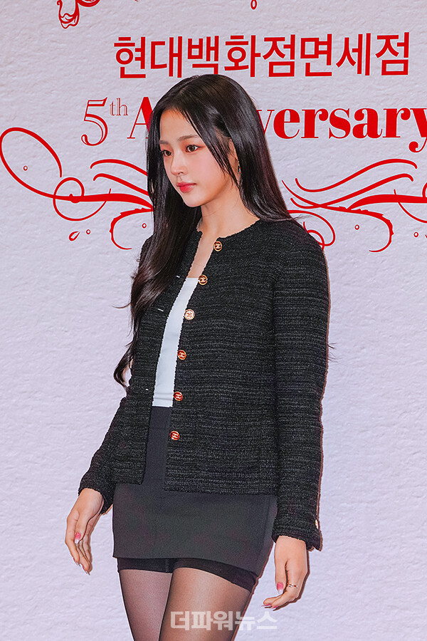 뉴진스민지,포토월행사