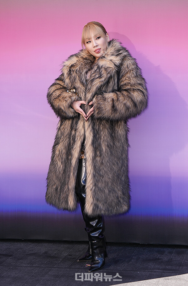 씨엘,포토월행사