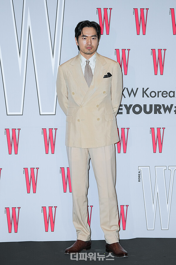 이진욱,포토월행사