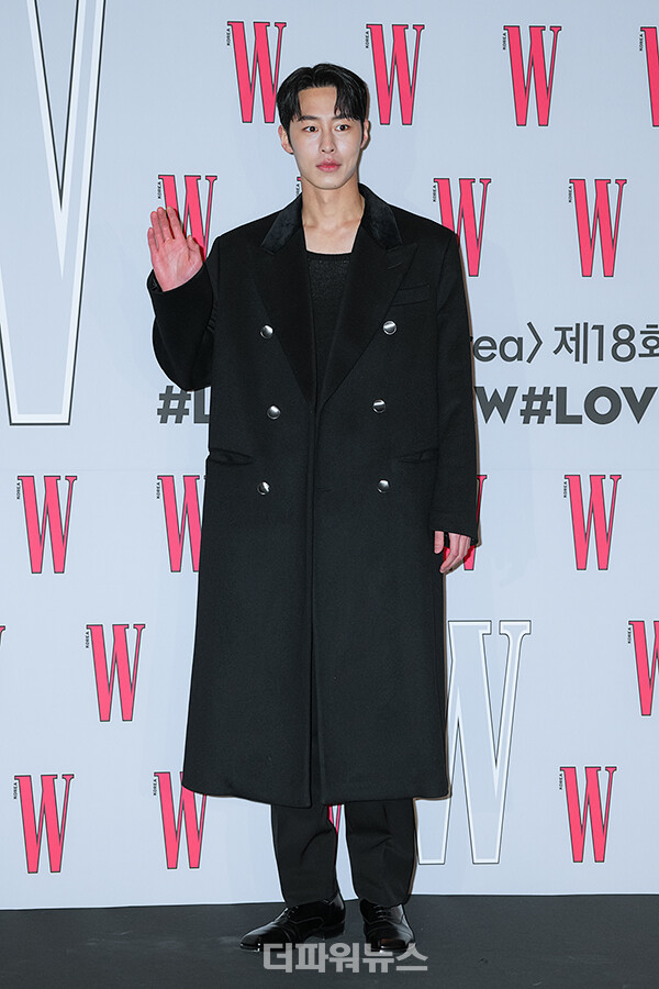 이재욱,포토월행사