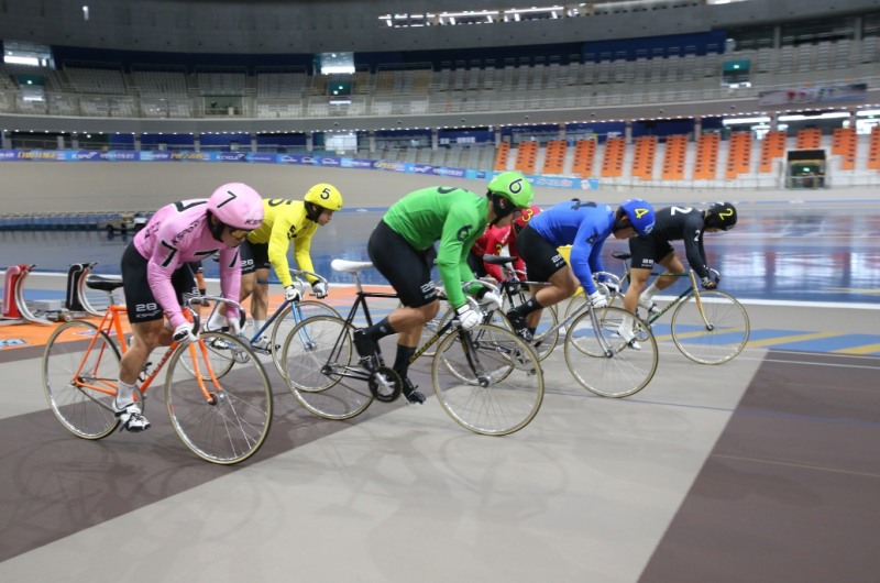광명스피돔에서 제28기 경륜선수 후보생들이 본장 적응훈련을 진행하고 있다. (사진=국민체육진흥공단)