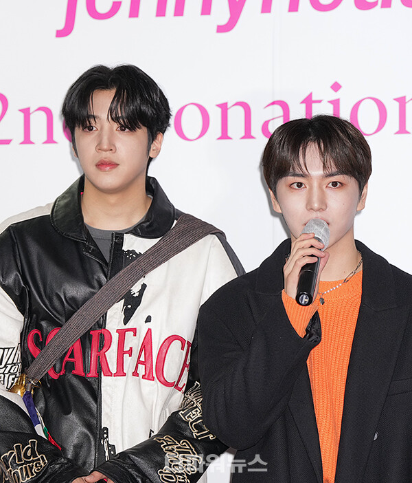 펜타곤우석-키노,포토월행사