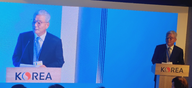 연설 중인 한국시멘트협회 이창기 부회장. 사진=한국시멘트협회