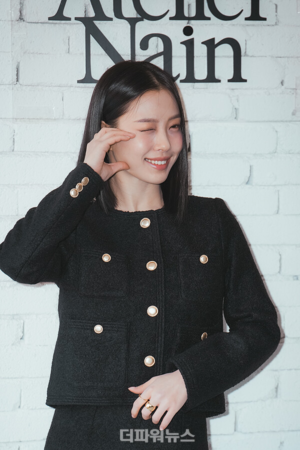 고민시,포토월행사