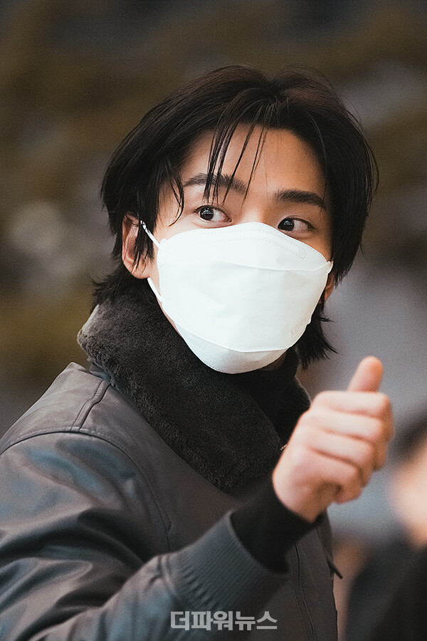 로운,김포국제공항출국