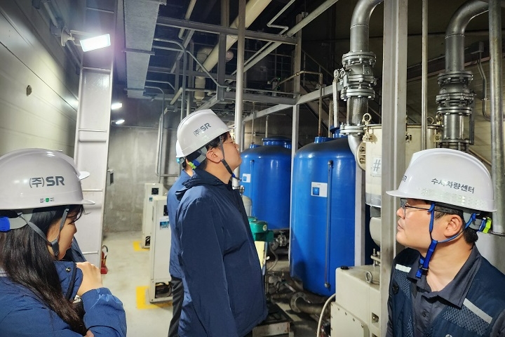 에스알-협력사와 안전보건 상생협력 모습.(사진=SR)