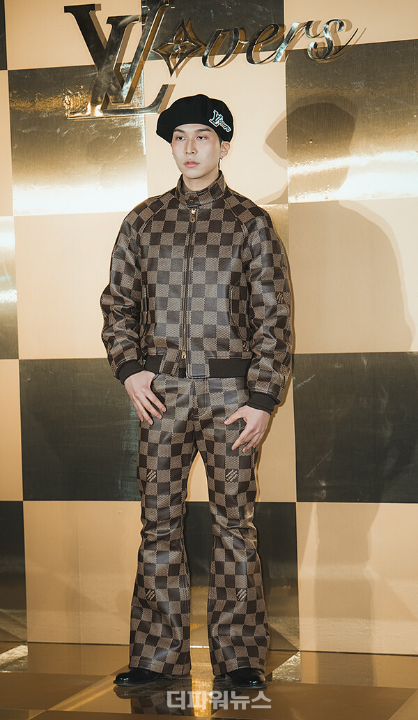 콜드,포토월행사