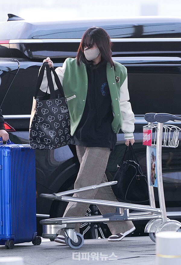 블랙핑크리사,인천국제공항출국
