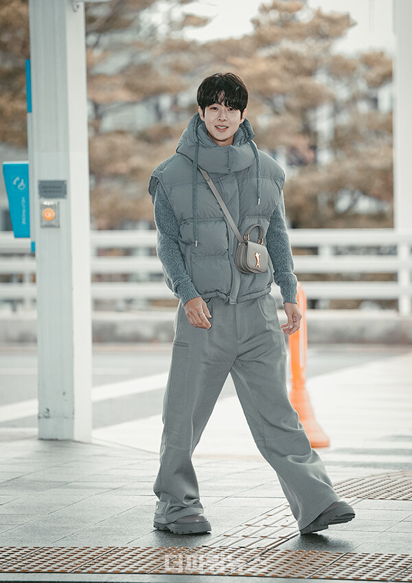 최우식,인천국제공항출국