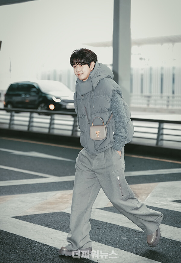 최우식,인천국제공항출국