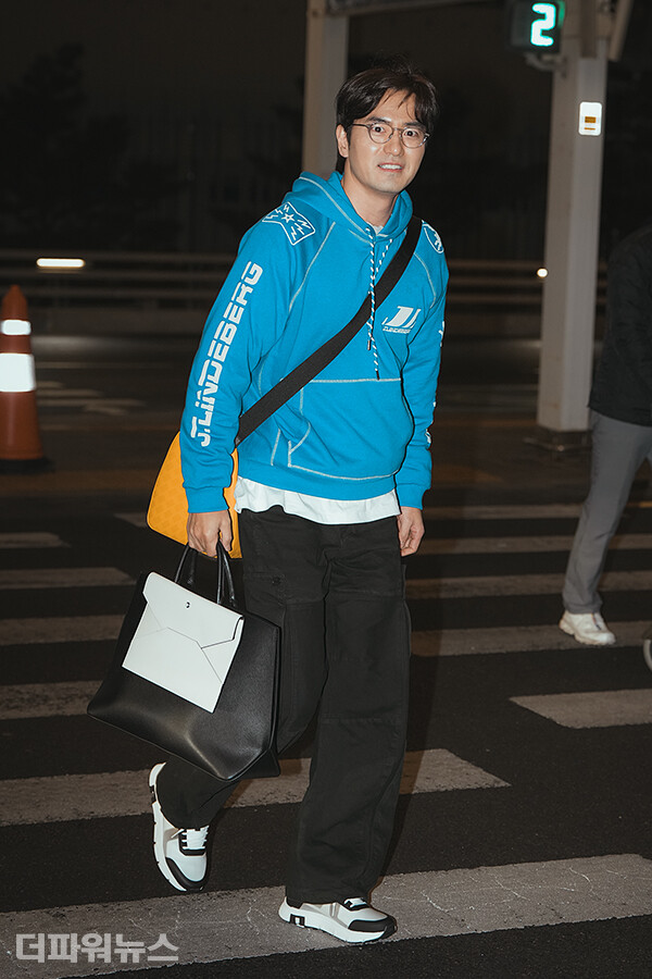 이진욱,인천국제공항출국