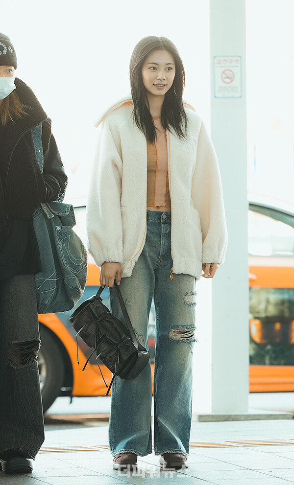 트와이스쯔위,인천국제공항출국