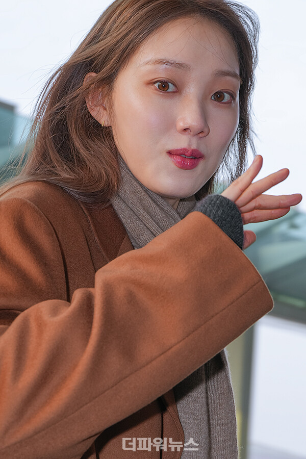 이성경,인천국제공항출국