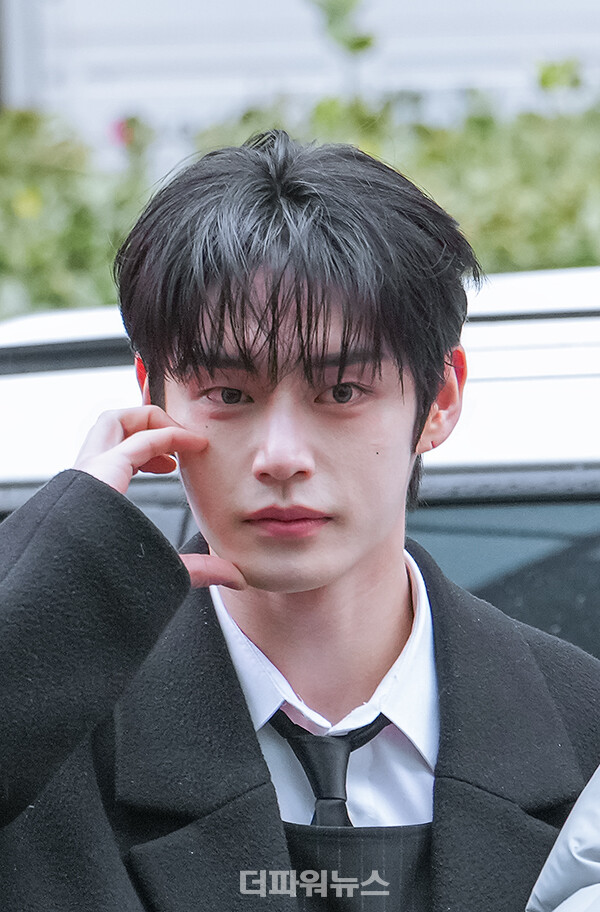 제로베이스원김지웅,KBS불후의명곡출근길