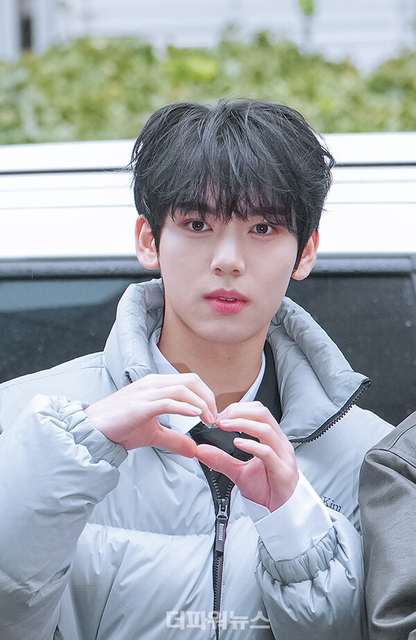 제로베이스원한유진,KBS불후의명곡출근길