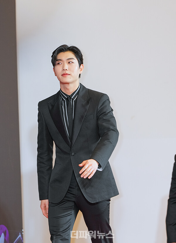 리베란테진원,포토월행사