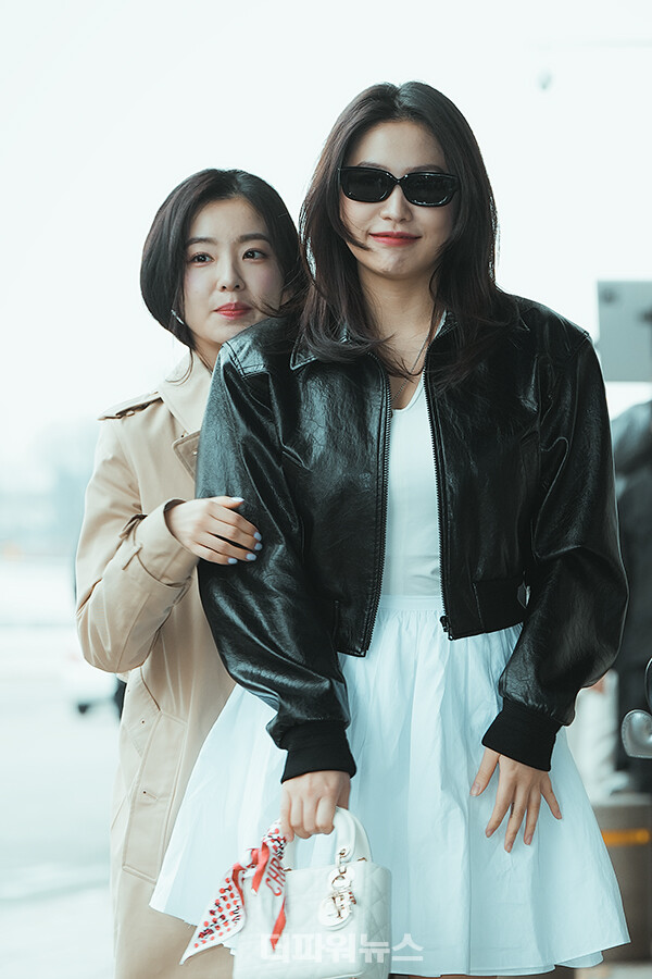 레드벨벳아이린-예리,김포국제공항출국