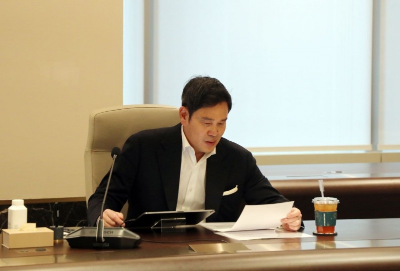 신세계 정용진 부회장, 신입사원 면접 참여