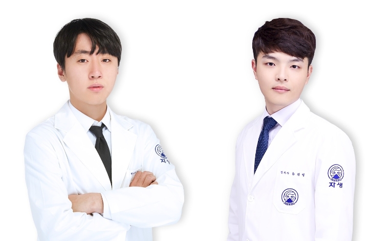 자생한방병원 척추관절연구소 이준행(좌), 송진영(우) 한의사. 사진=자생한방병원