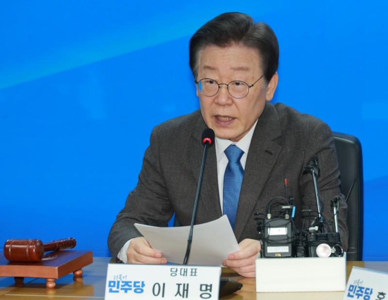 더불어민주당 이재명 대표가 28일 서울 여의도 중앙당사에서 열린 최고위원회의에서 발언하고 있다. 사진=연합뉴스